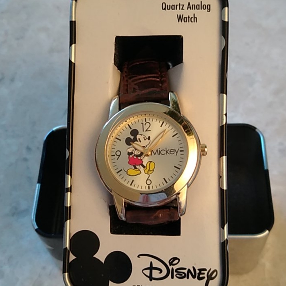 NIB - Disney Mickey Mouse Watch Croco Leather Band